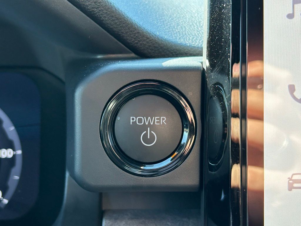 Thumbnail: 2025 Toyota Tacoma - 29