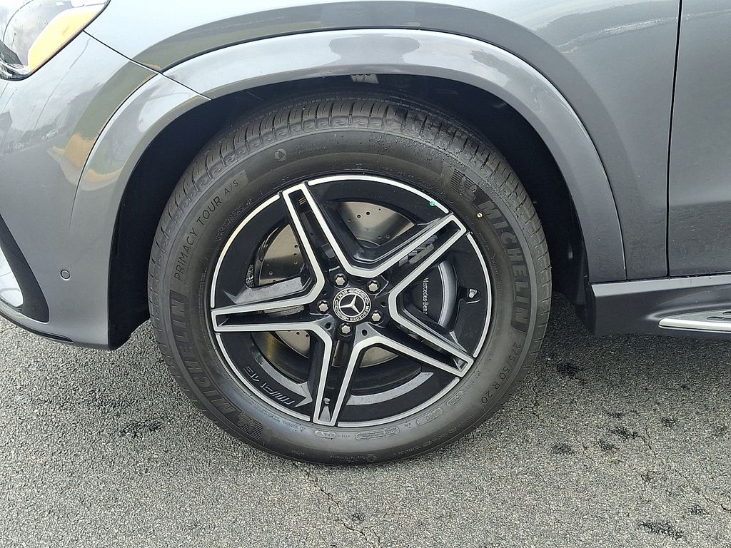 Thumbnail: 2026 Mercedes-Benz GLE - 5
