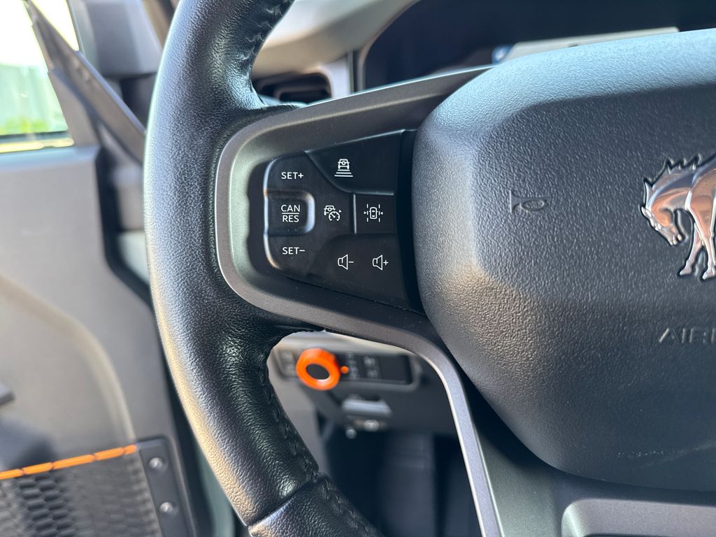 Used 2021 Gray Ford Badlands image 15