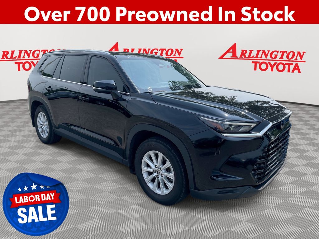 2025 Toyota Grand Highlander Negro (Midnight Black Metallic) SUV/Crossover Tracción delantera 8 velocidades Automática