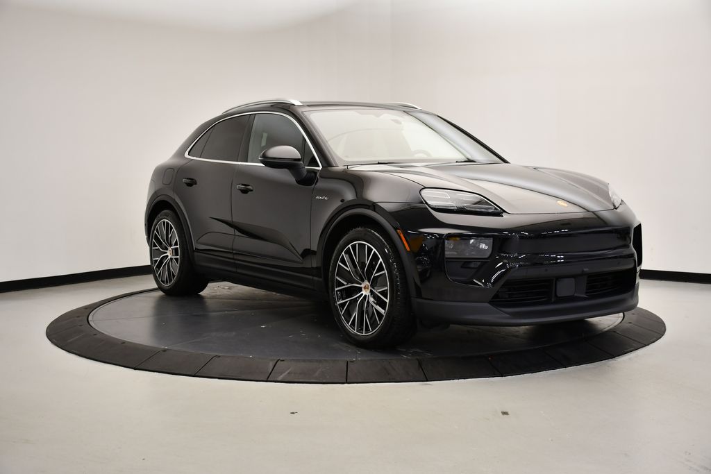 Thumbnail: 2025 Porsche Macan - 9