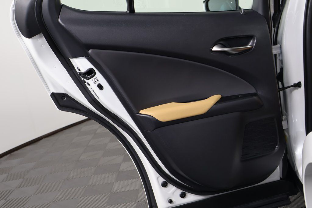 Thumbnail: 2025 Lexus UX - 13