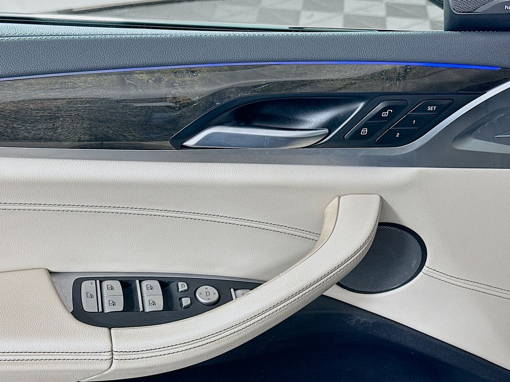 Thumbnail: 2020 BMW X4 - 17