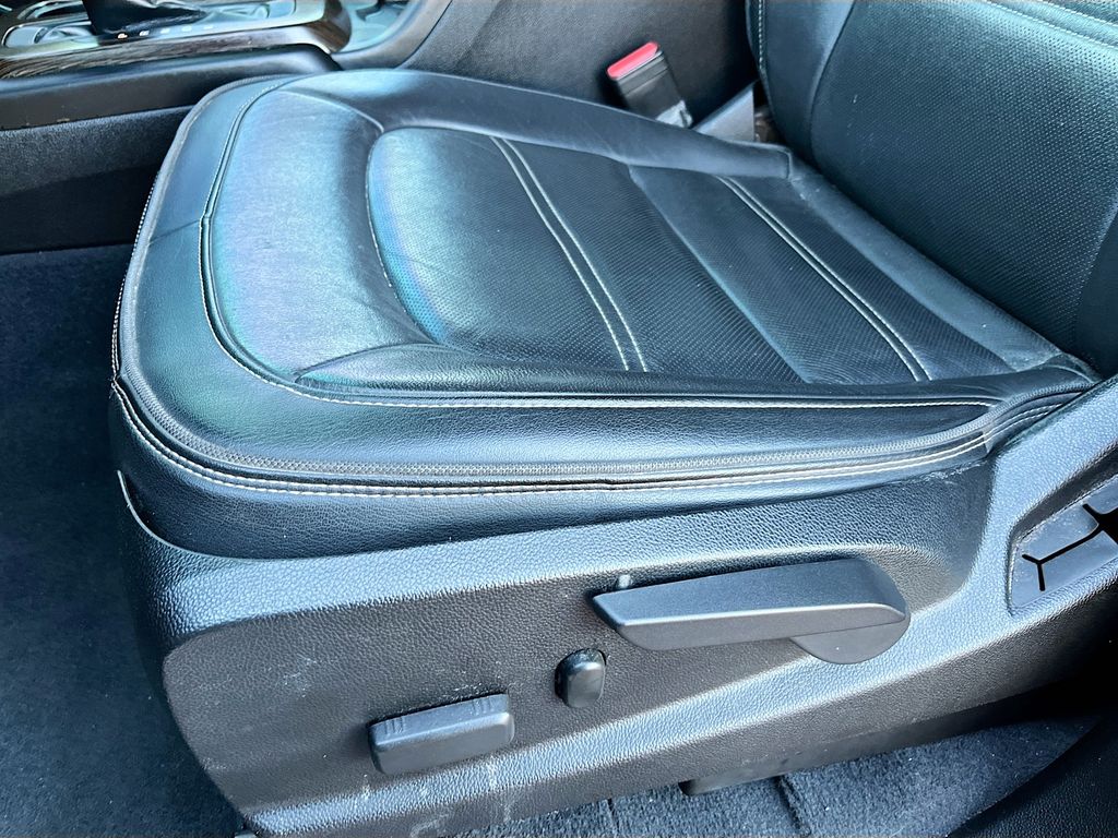 Used 2019 Red GMC Denali image 19