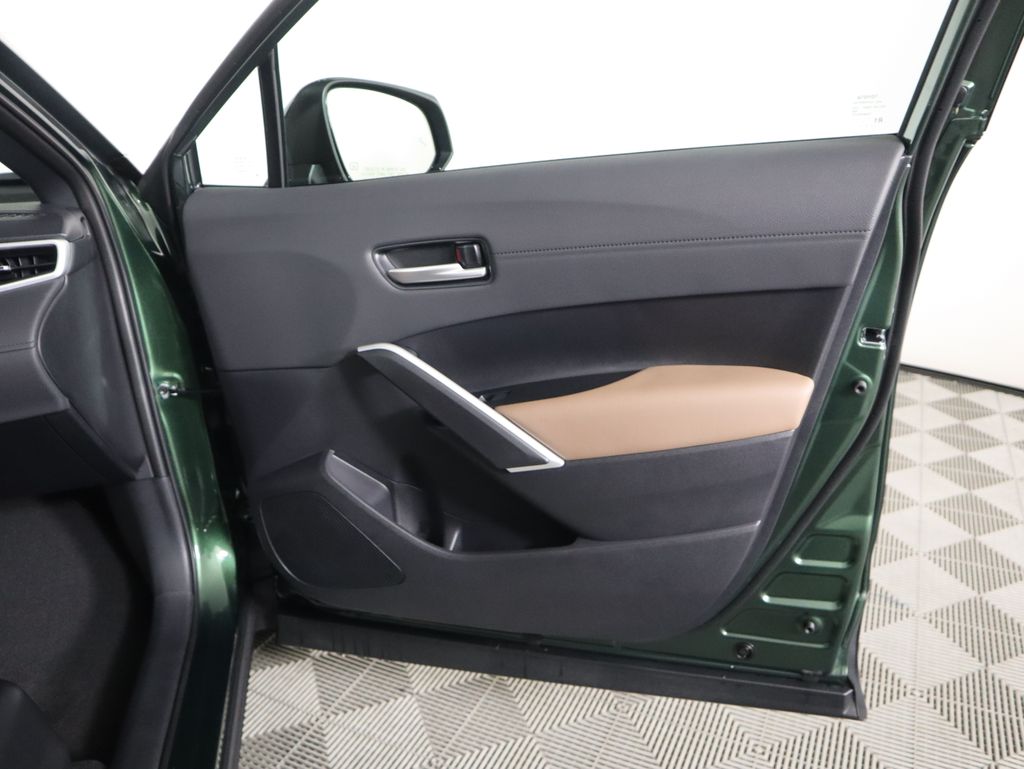 Thumbnail: 2026 Toyota Corolla Cross - 25