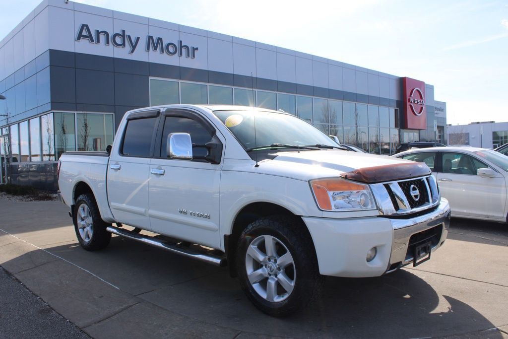 2013 Nissan Titan SL Crew Cab 4WD