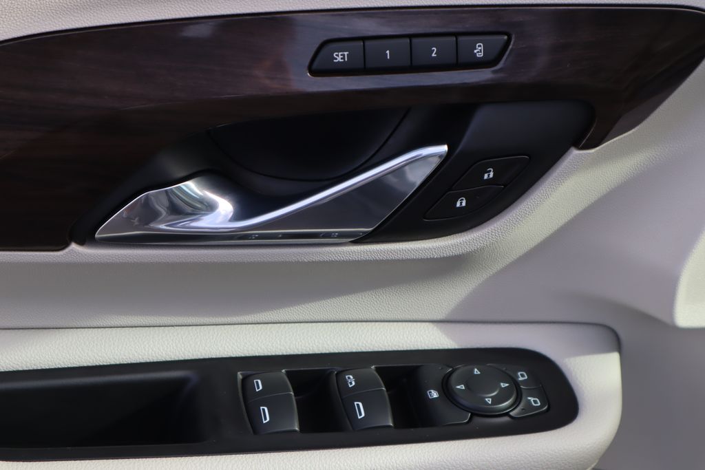 Thumbnail: 2020 GMC Terrain - 22