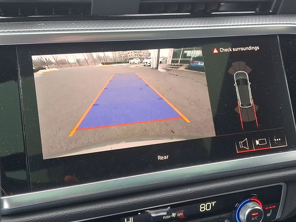 Thumbnail: 2025 Audi Q3 - 15