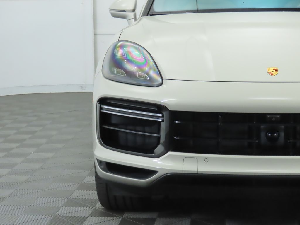 2022 Porsche Cayenne Turbo 10
