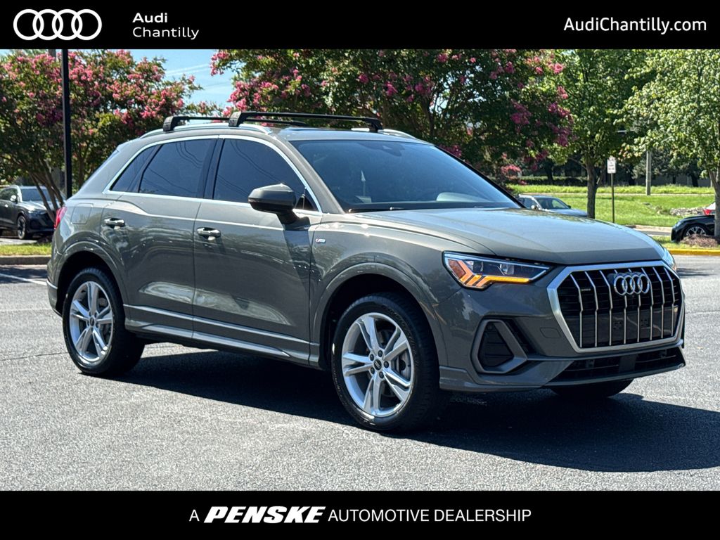 Thumbnail: 2023 Audi Q3 - 1