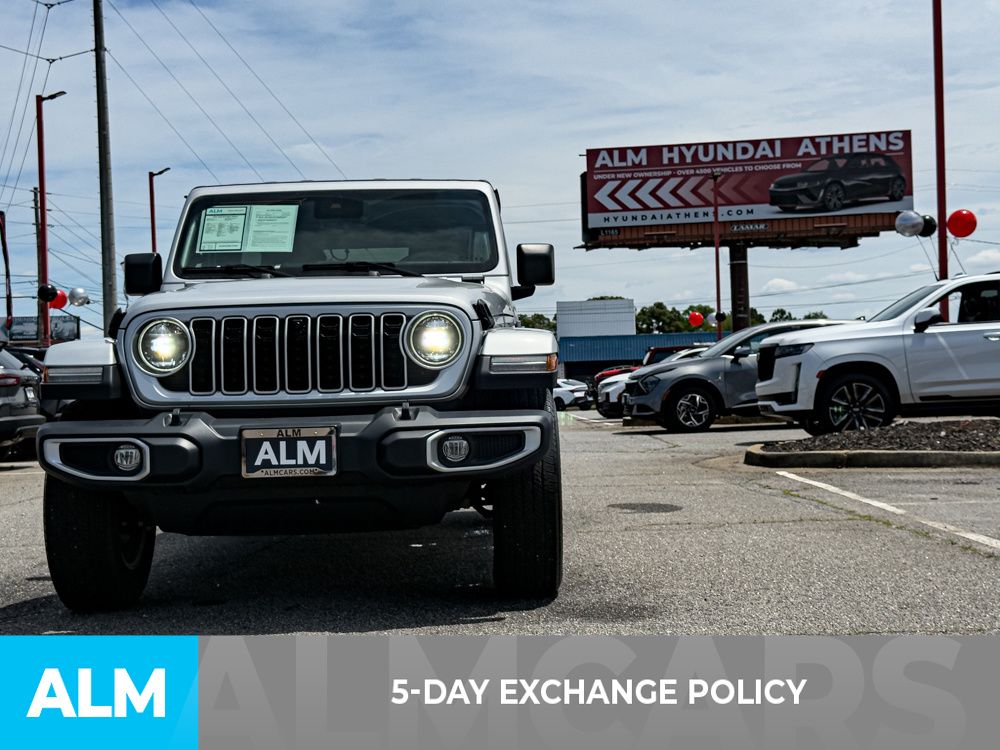 Used 2024 Silver Jeep Sahara image 3