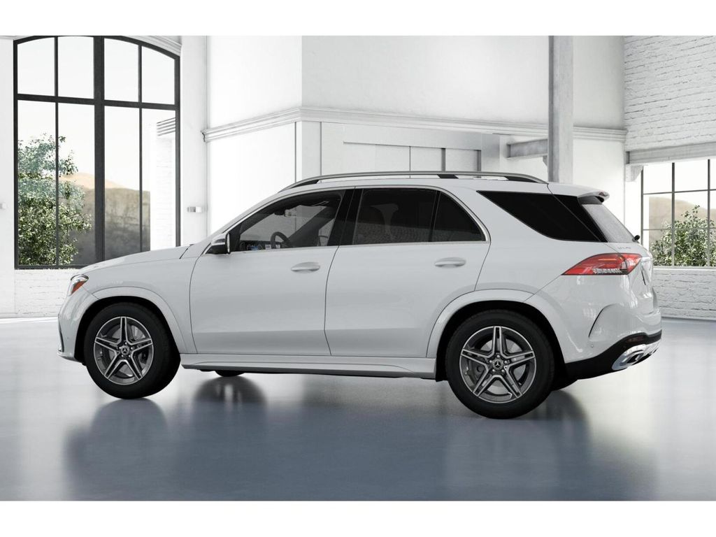 Thumbnail: 2026 Mercedes-Benz GLE - 32