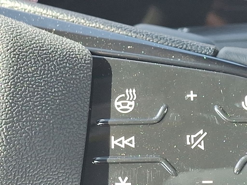 Thumbnail: 2025 Audi Q5 - 18