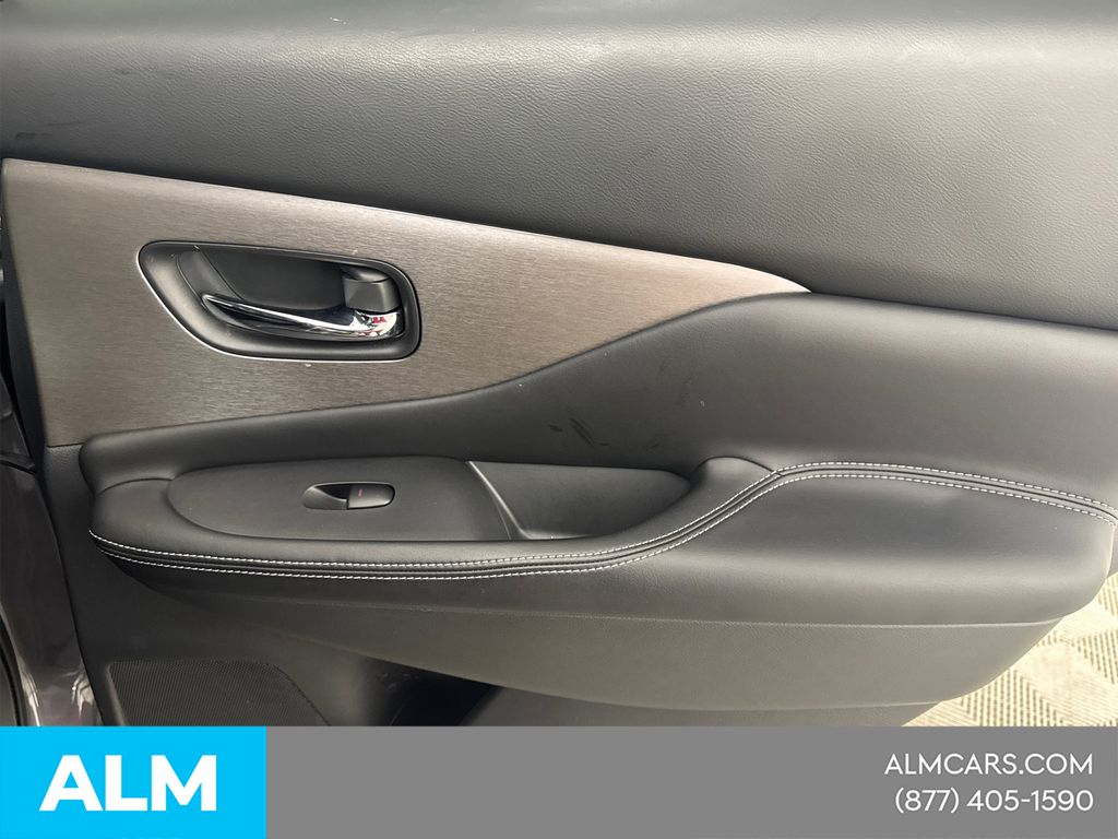 Used 2023 Gray Nissan SV image 19