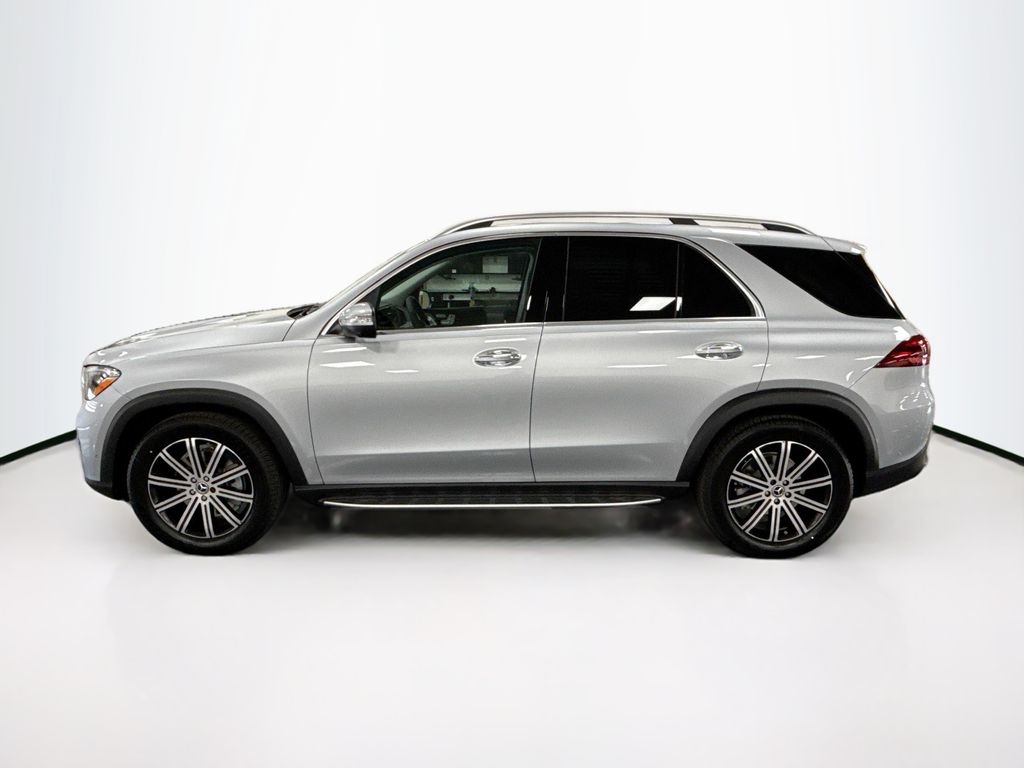 Thumbnail: 2026 Mercedes-Benz GLE - 8