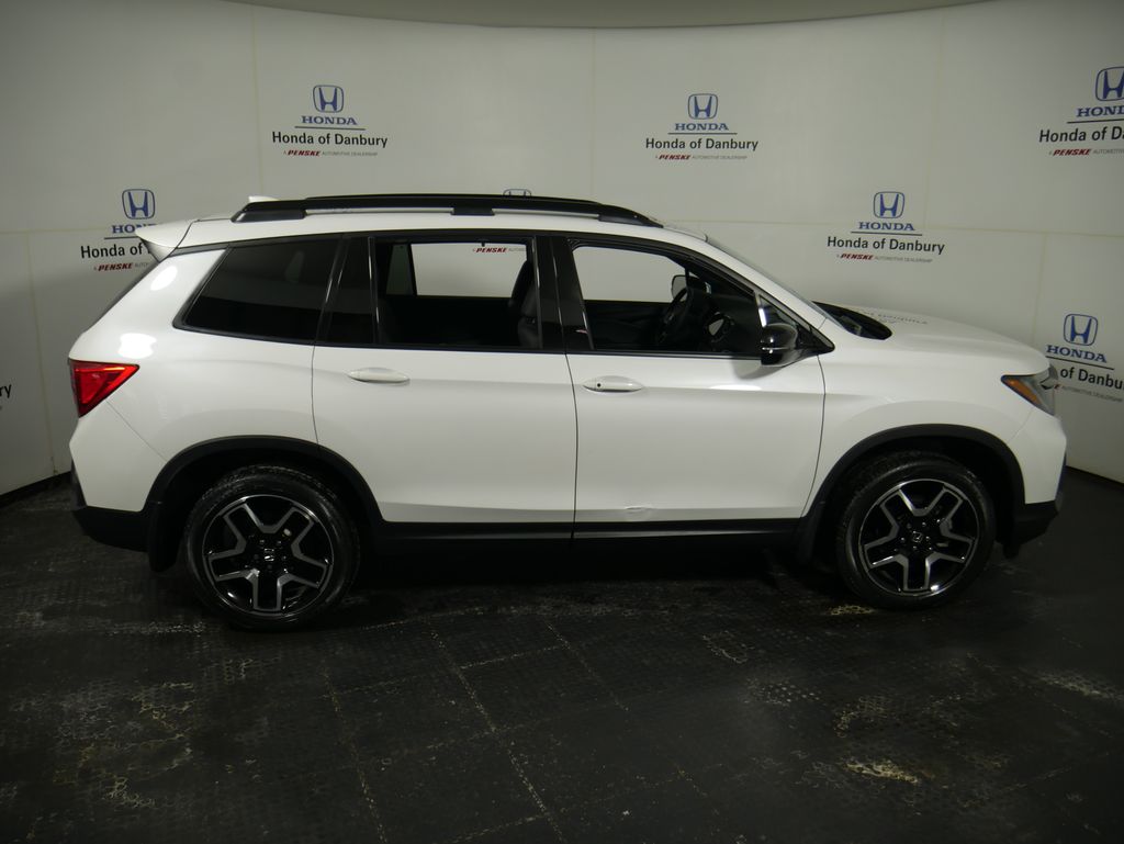 Thumbnail: 2023 Honda Passport - 3