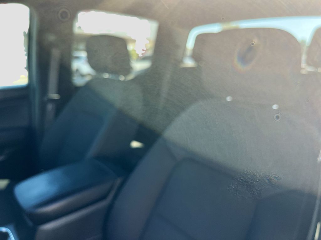 Used 2024 White GMC Elevation image 21