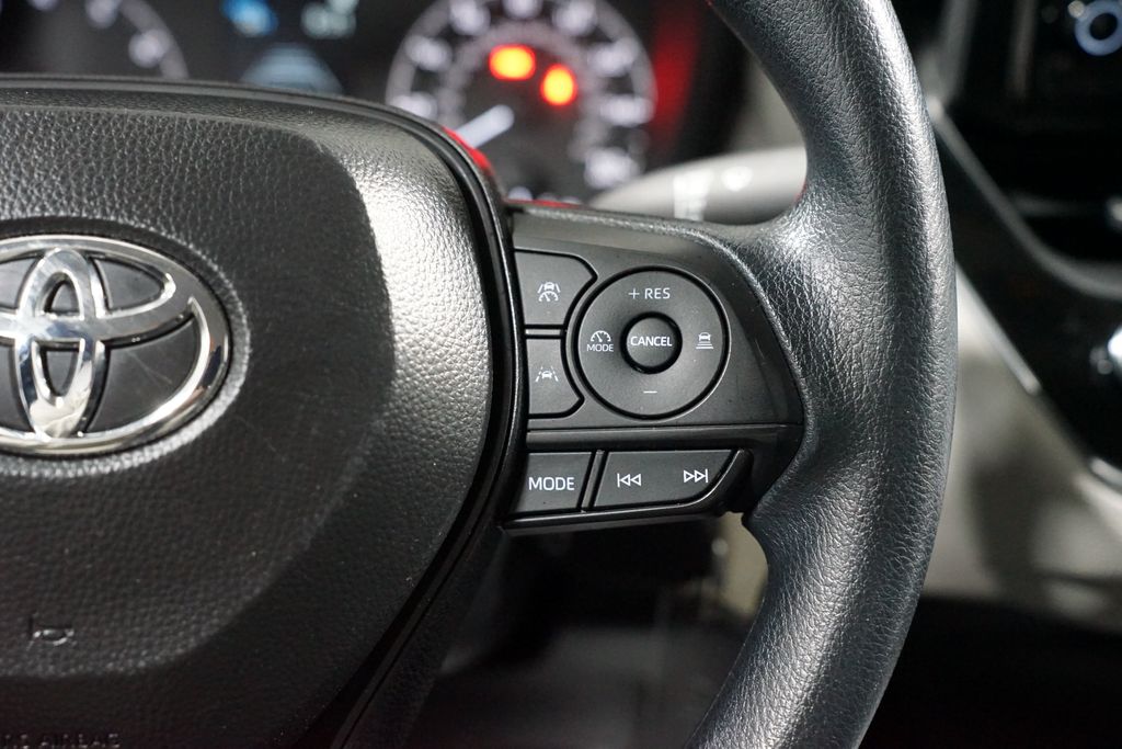 Thumbnail: 2025 Toyota Corolla - 13