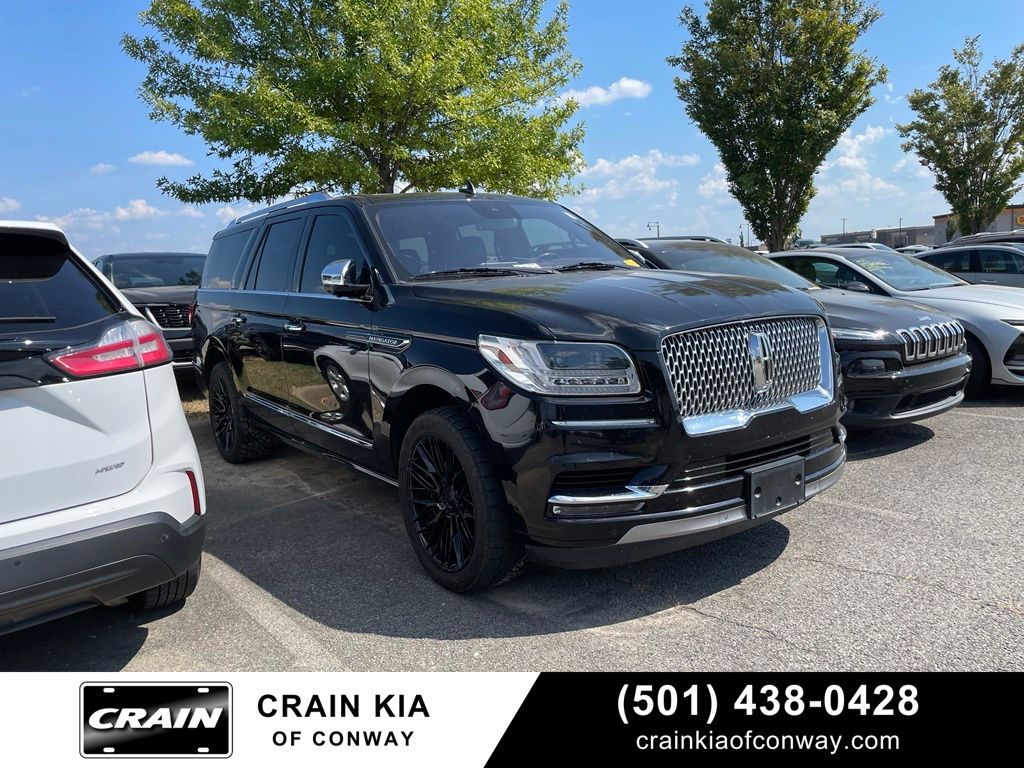  2019 Lincoln Navigator L Black Label 4WD   