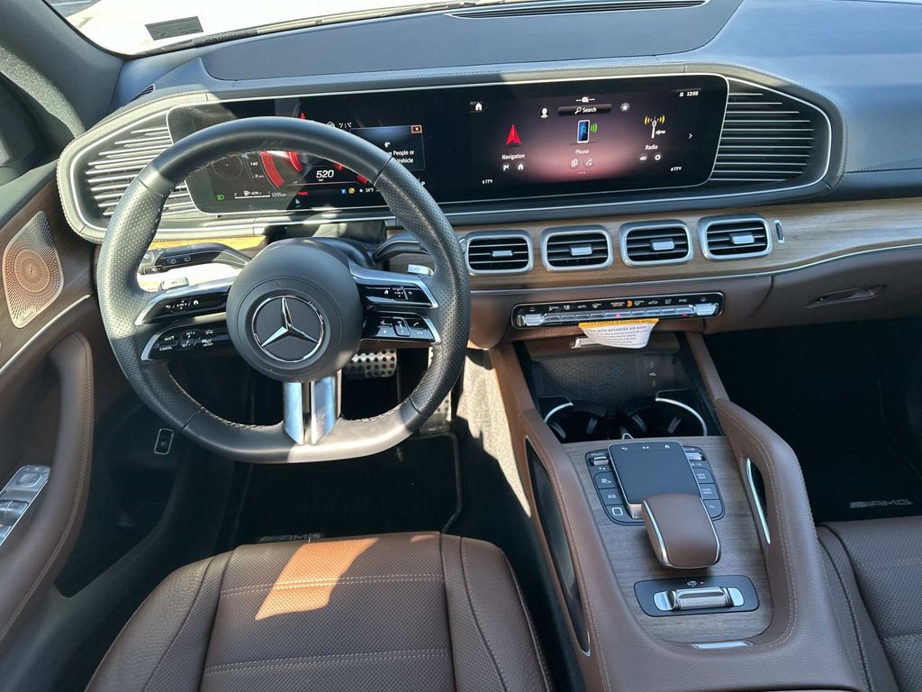 Thumbnail: 2026 Mercedes-Benz GLS - 18