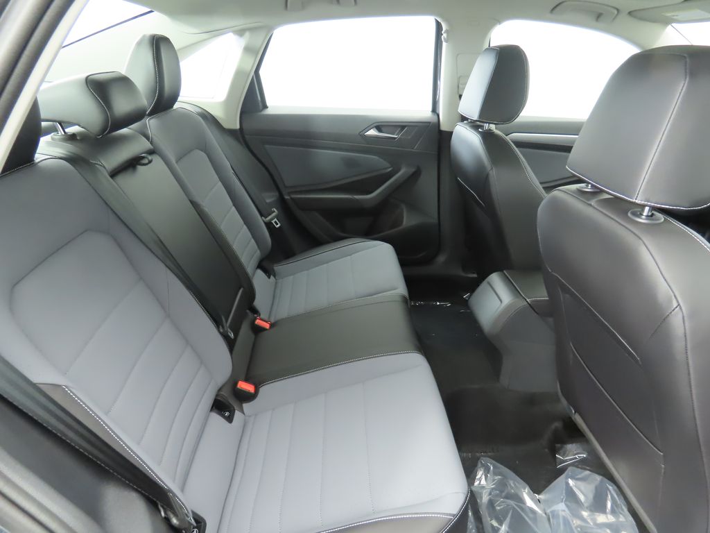 Thumbnail: 2026 Volkswagen Jetta - 22