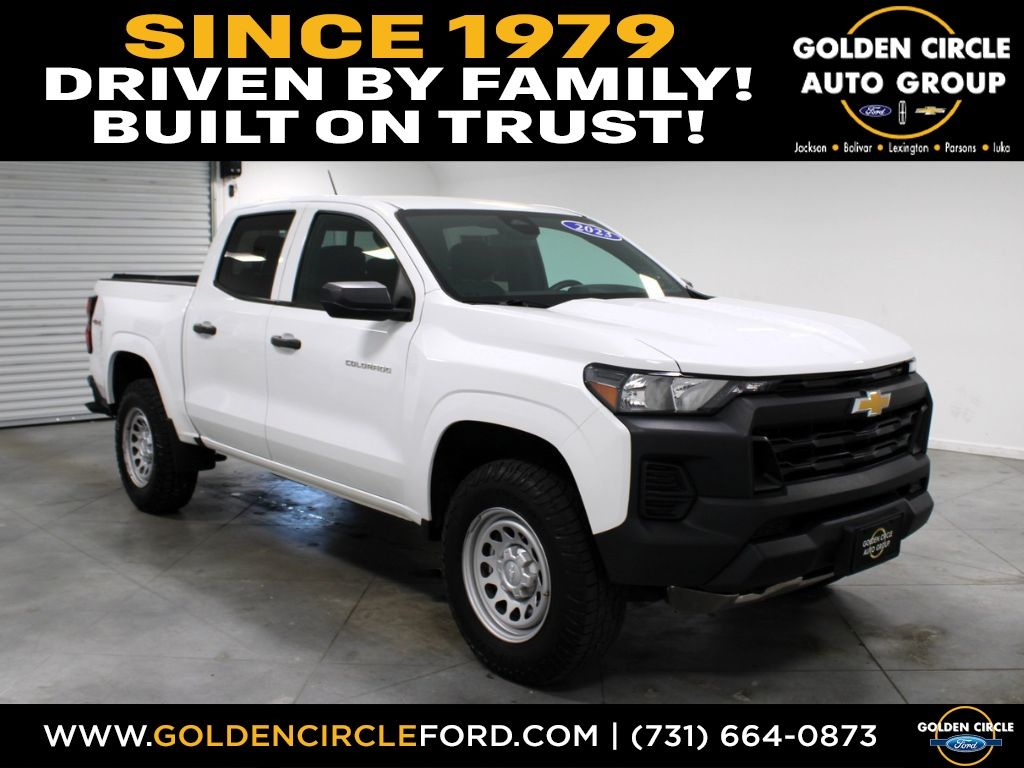 Summit White 2023 Chevrolet Colorado Pickup Truck Four-Wheel Drive 8-Speed Automatic