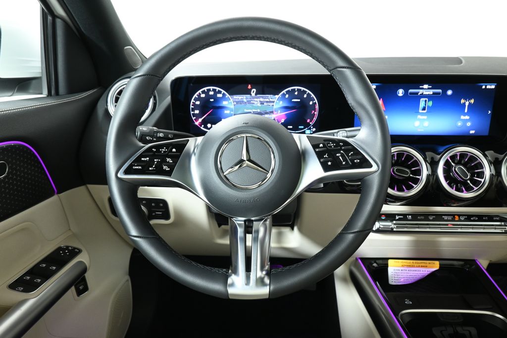 2025 Mercedes-Benz GLA 250 4MATIC 15