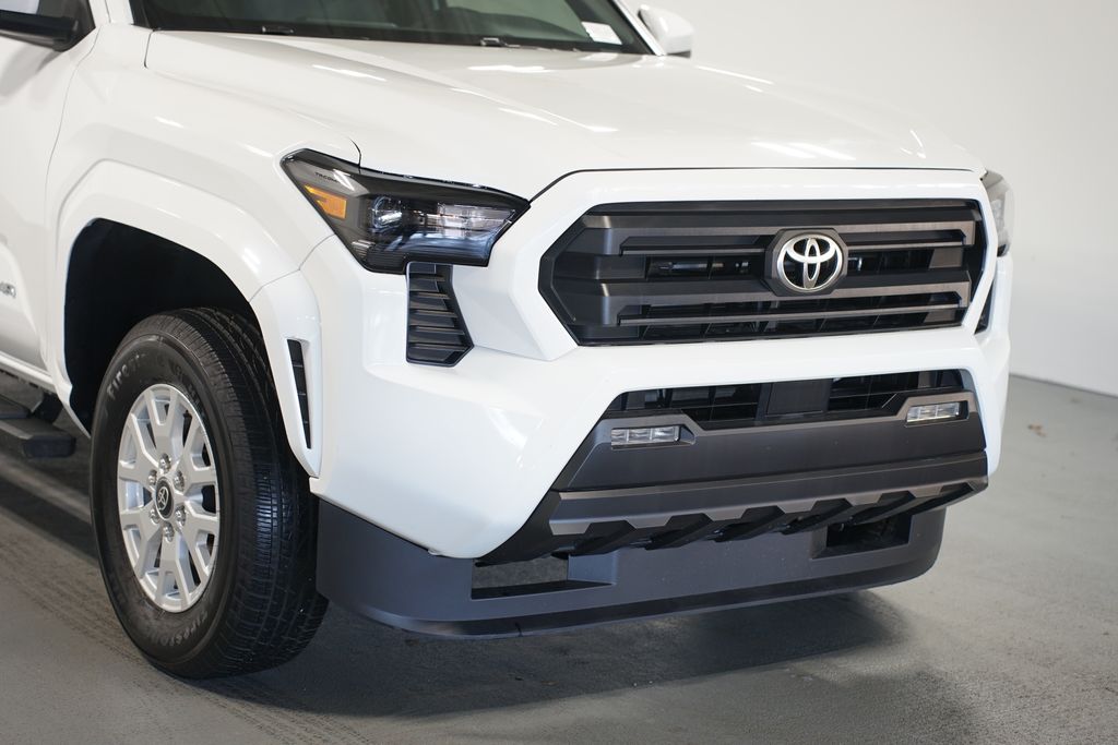 Thumbnail: 2025 Toyota Tacoma - 4