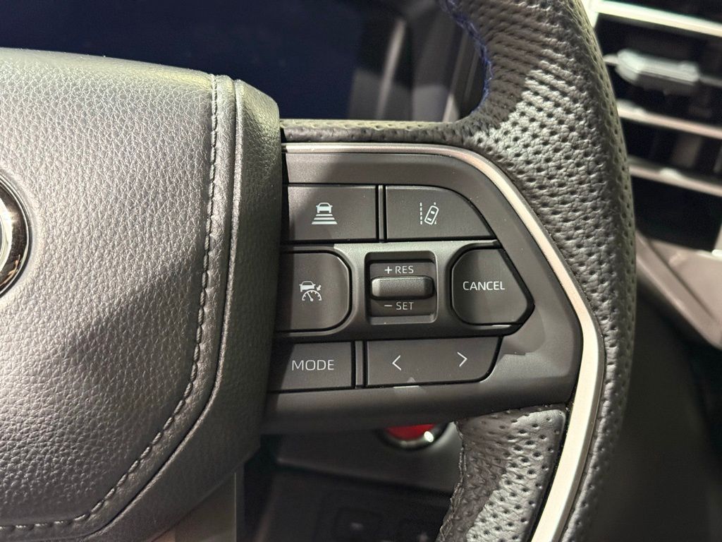 Thumbnail: 2025 Toyota Sequoia - 27