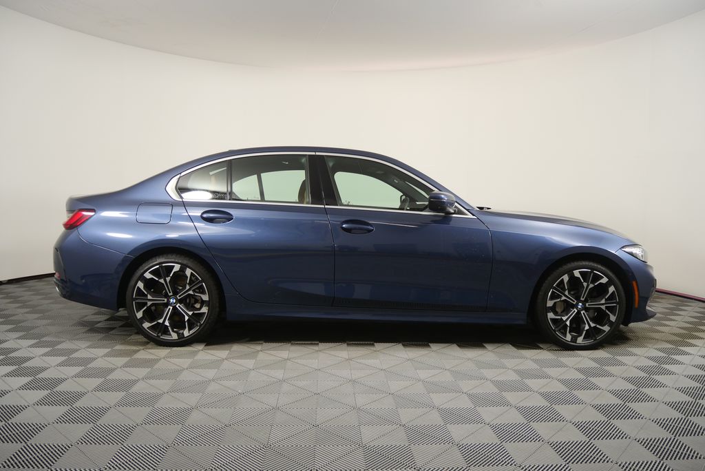 Thumbnail: 2025 BMW 3 Series - 2