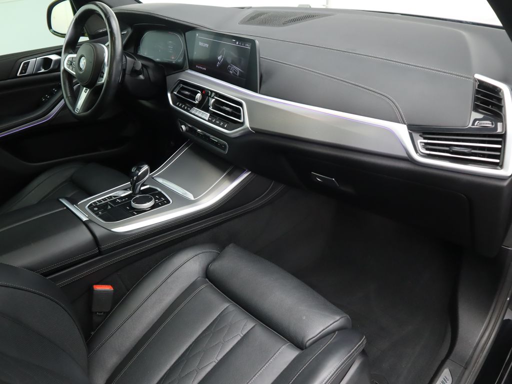 Thumbnail: 2020 BMW X5 - 18