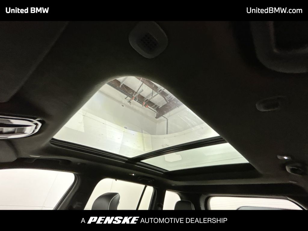 Thumbnail: 2023 Jeep Grand Cherokee - 20