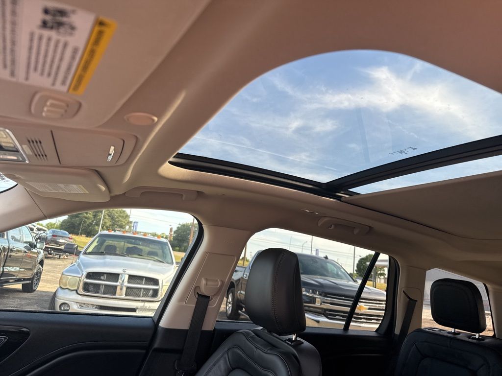 2023 Silver Radiance Metallic Clearcoat Lincoln Aviator Reserve RWD SUV