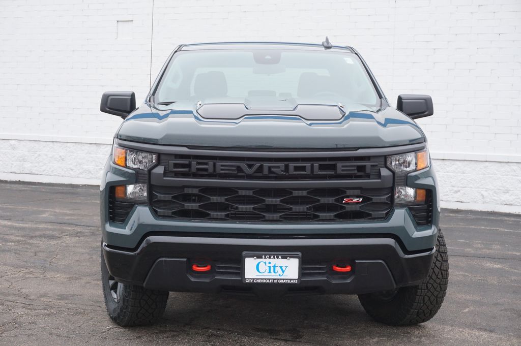 View vehicle photo 4