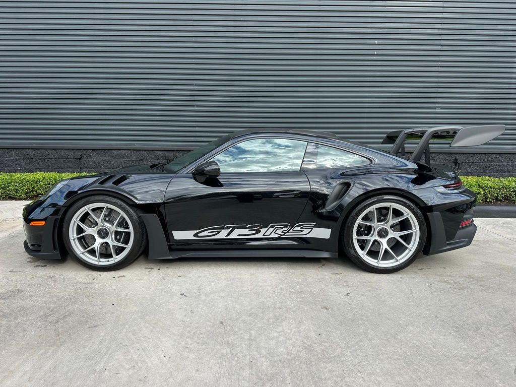 Thumbnail: 2025 Porsche 911 - 2