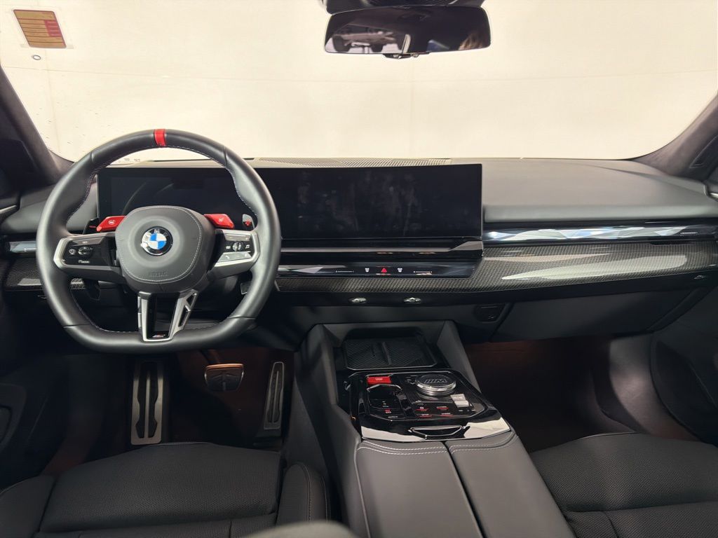 Thumbnail: 2025 BMW M5 - 15