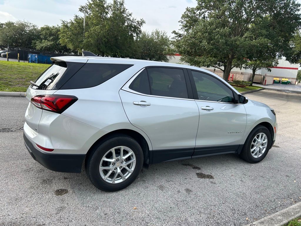 Thumbnail: 2022 Chevrolet Equinox - 6