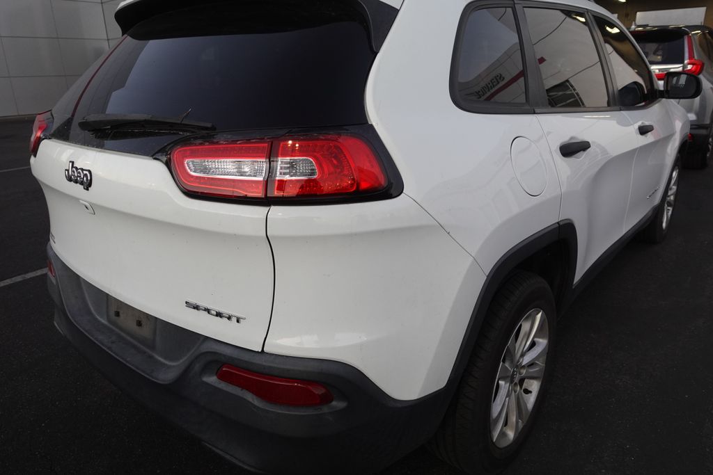 Used 2015 Jeep Cherokee SUV