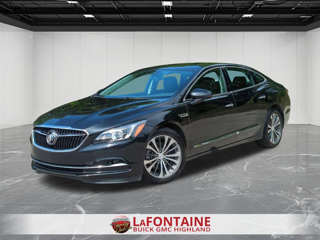  2019 Buick LaCrosse Essence AWD   