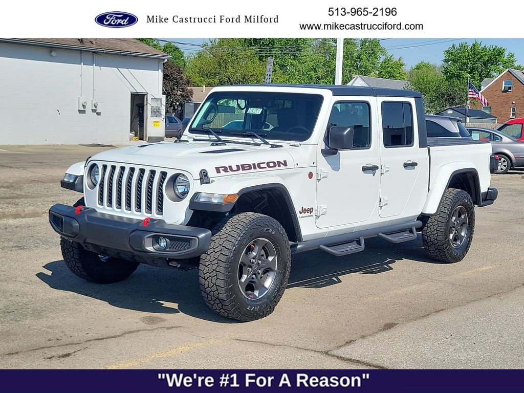 Bright White Clearcoat 2020 Jeep Gladiator Pickup Truck Four-Wheel Drive 8-Speed Automatic