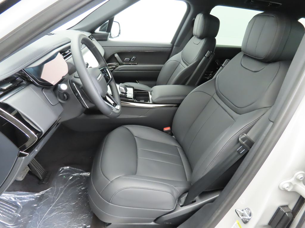 Thumbnail: 2025 Land Rover Range Rover Sport - 19