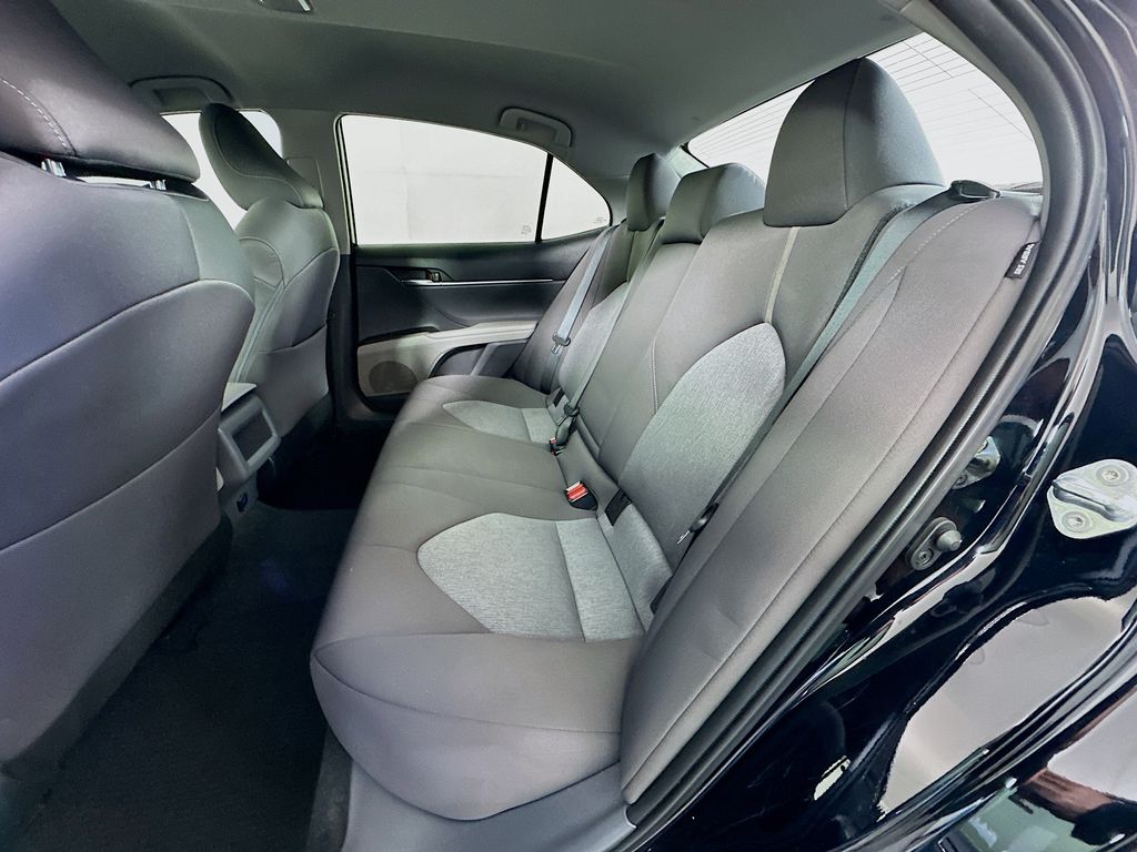 Thumbnail: 2022 Toyota Camry - 23