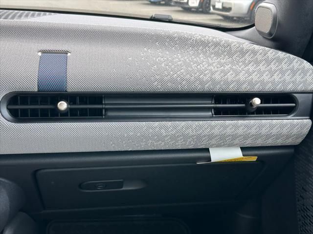 Thumbnail: 2026 MINI Cooper - 23