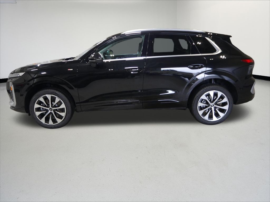 Thumbnail: 2026 Audi Q3 - 2