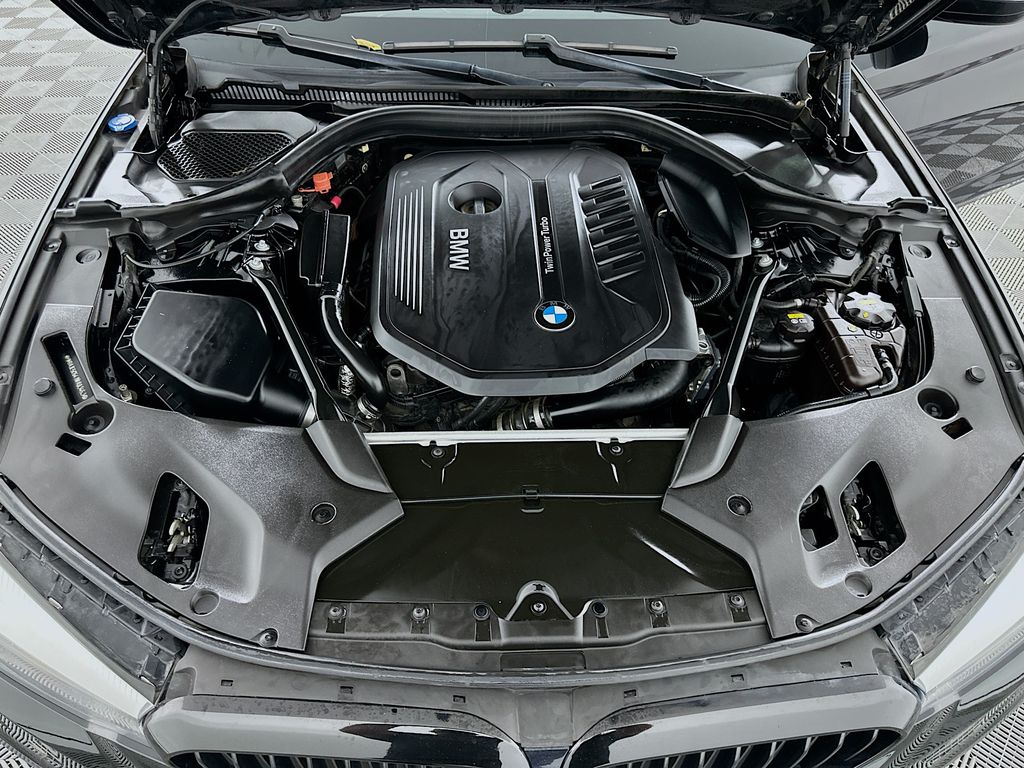 Thumbnail: 2018 BMW 5 Series - 31