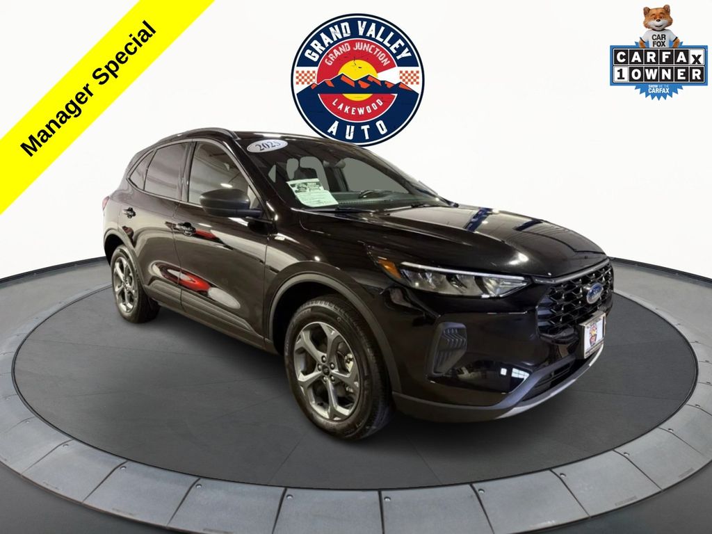 Agate Black Metallic 2025 Ford Escape ST-Line AWD SUV / Crossover All-Wheel Drive Automatic