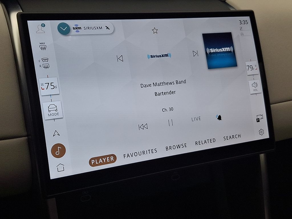 Thumbnail: 2025 Land Rover Discovery Sport - 18