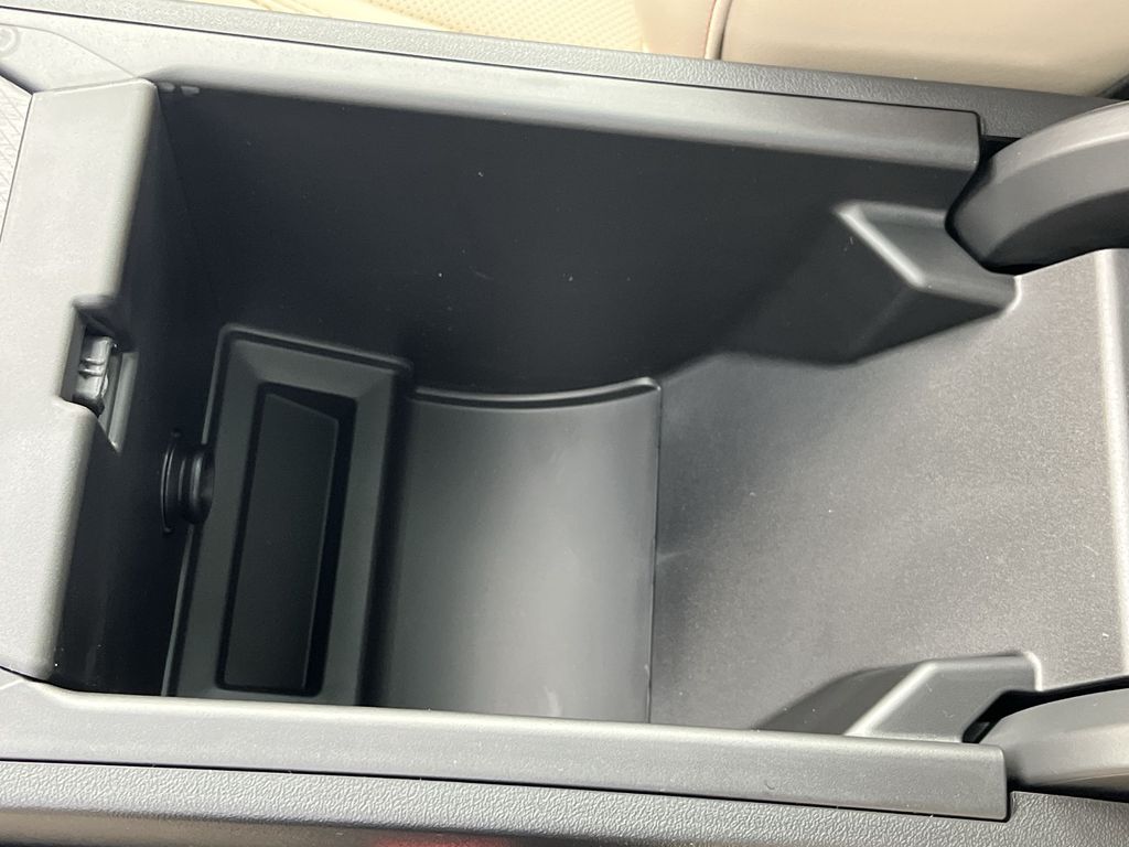 Thumbnail: 2025 BMW X3 - 21