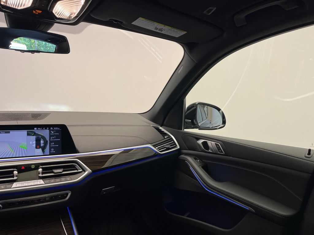 Thumbnail: 2023 BMW X5 - 26