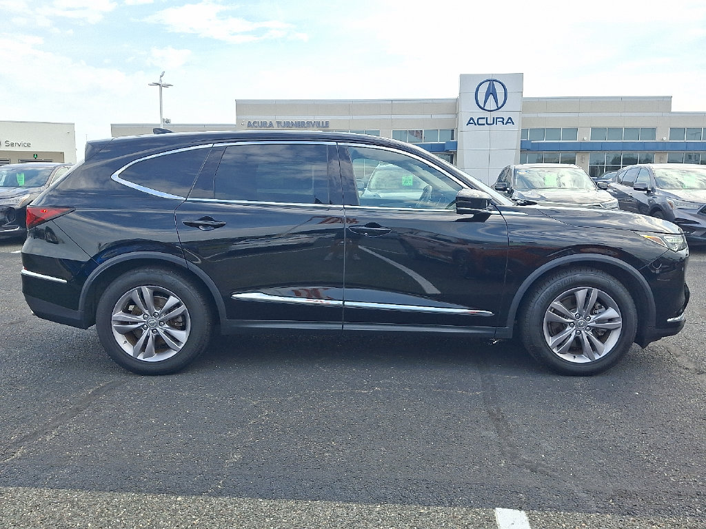 Thumbnail: 2023 Acura MDX - 7